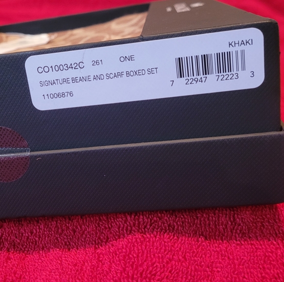 Coach Signature Beanie Hat & Scarf Boxed Gift Set - Khaki /Brown / Tan NWT! - Picture 3 of 7
